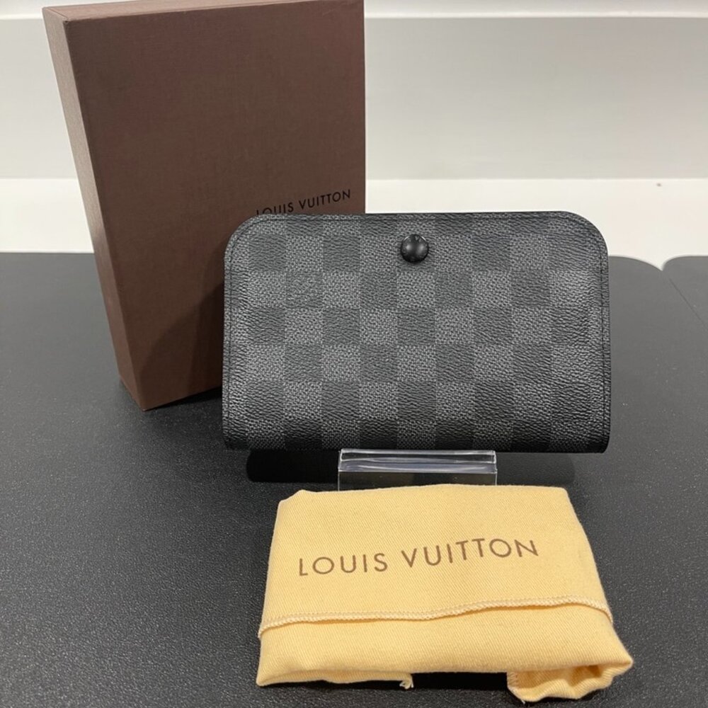 Louis Vuitton Damier Graphite Pochette Homme (JB1378)
